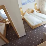 Garni Rifflsee 3* Sankt Leonhard im Pitztal