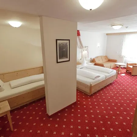 Hotel Garni Rifflsee Hotel Sankt Leonhard im Pitztal