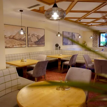 Garni Rifflsee 酒店 皮茨河谷圣莱昂哈德