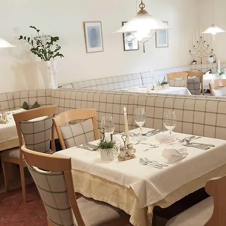 Hotel Hotel Garni Rifflsee Sankt Leonhard im Pitztal