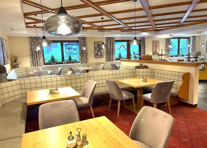 Garni Rifflsee Hotel Sankt Leonhard im Pitztal