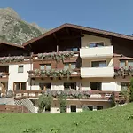 Garni Rifflsee Hotel 3*