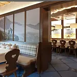 Hotel Garni Rifflsee Sankt Leonhard im Pitztal